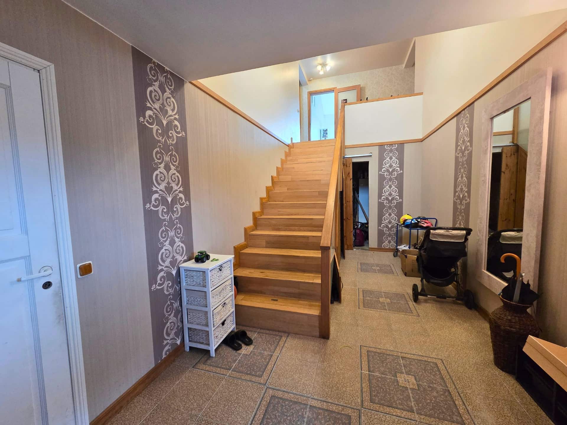 Müüa avar ja kvaliteetselt ehitatud 6-toaline eramu Peetris (3 magamistuba, 3 vannituba). photo 23