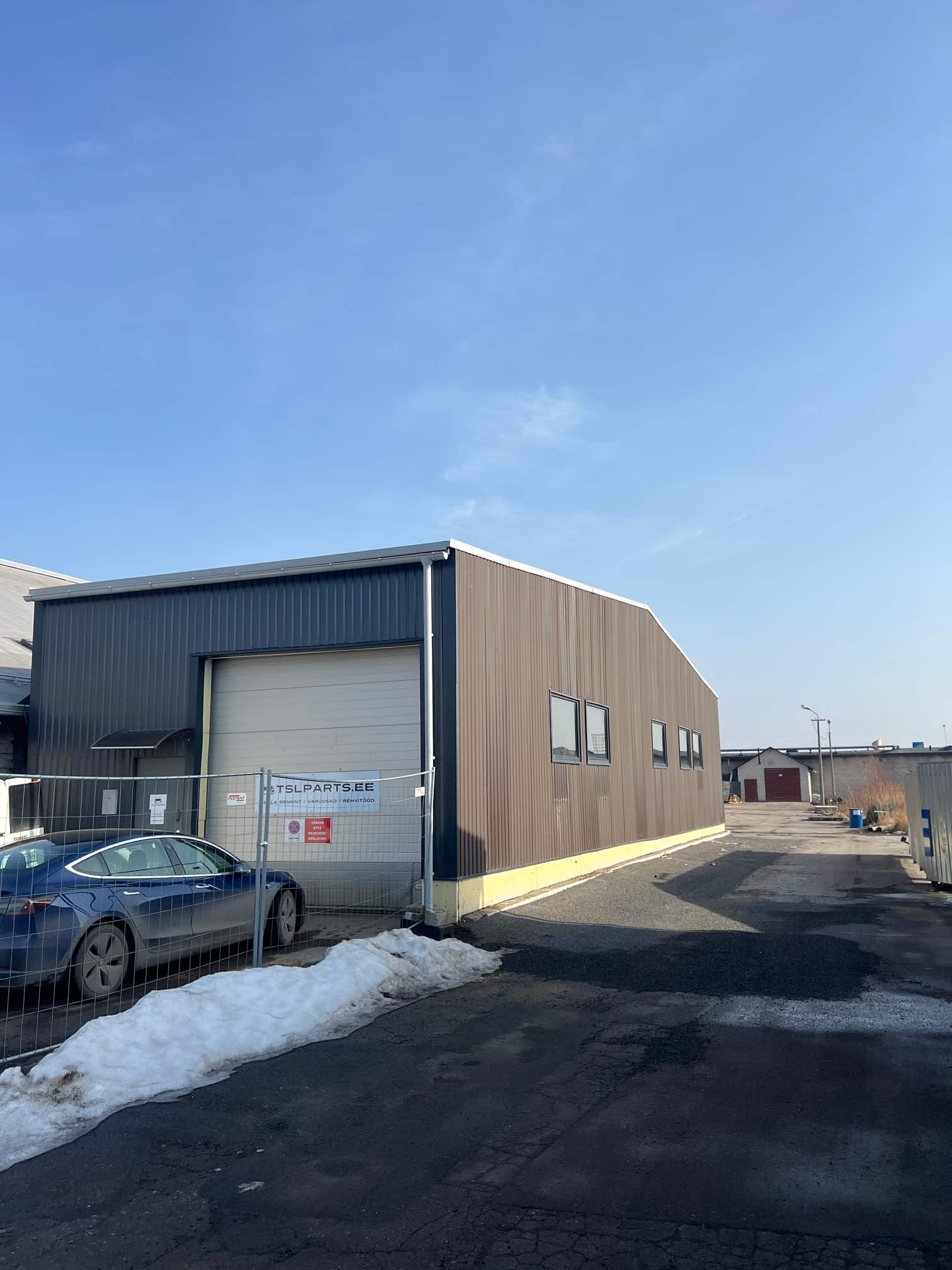 Üürile anda ladu/tootmispind (173 m²) photo 1