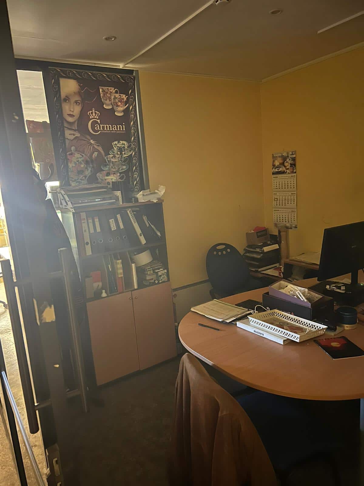 Anda üürile ladu eraldi sissepääsuga ja ilusate kontoritega photo 3