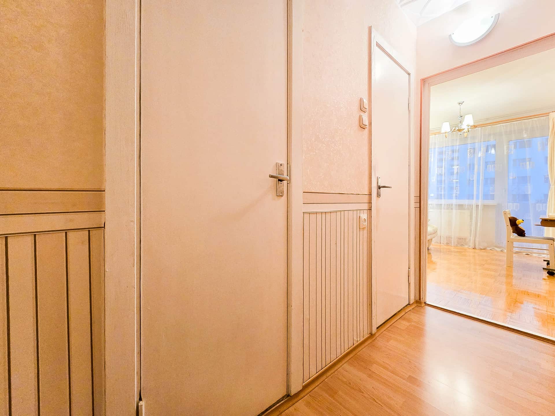 Vaikne korter vaatega sisehoovi heas piirkonnas! photo 15