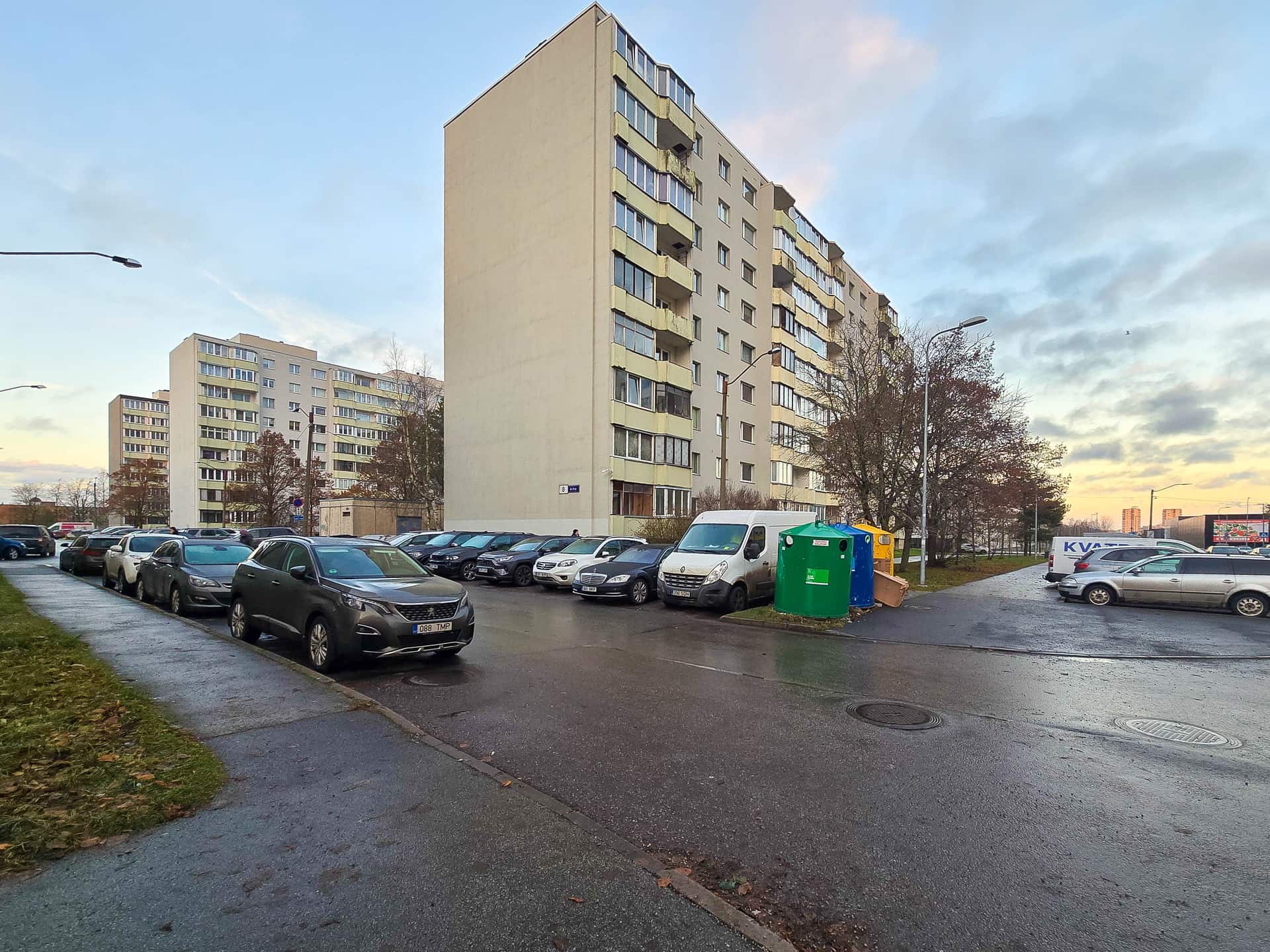 Vaikne korter vaatega sisehoovi heas piirkonnas! photo 24