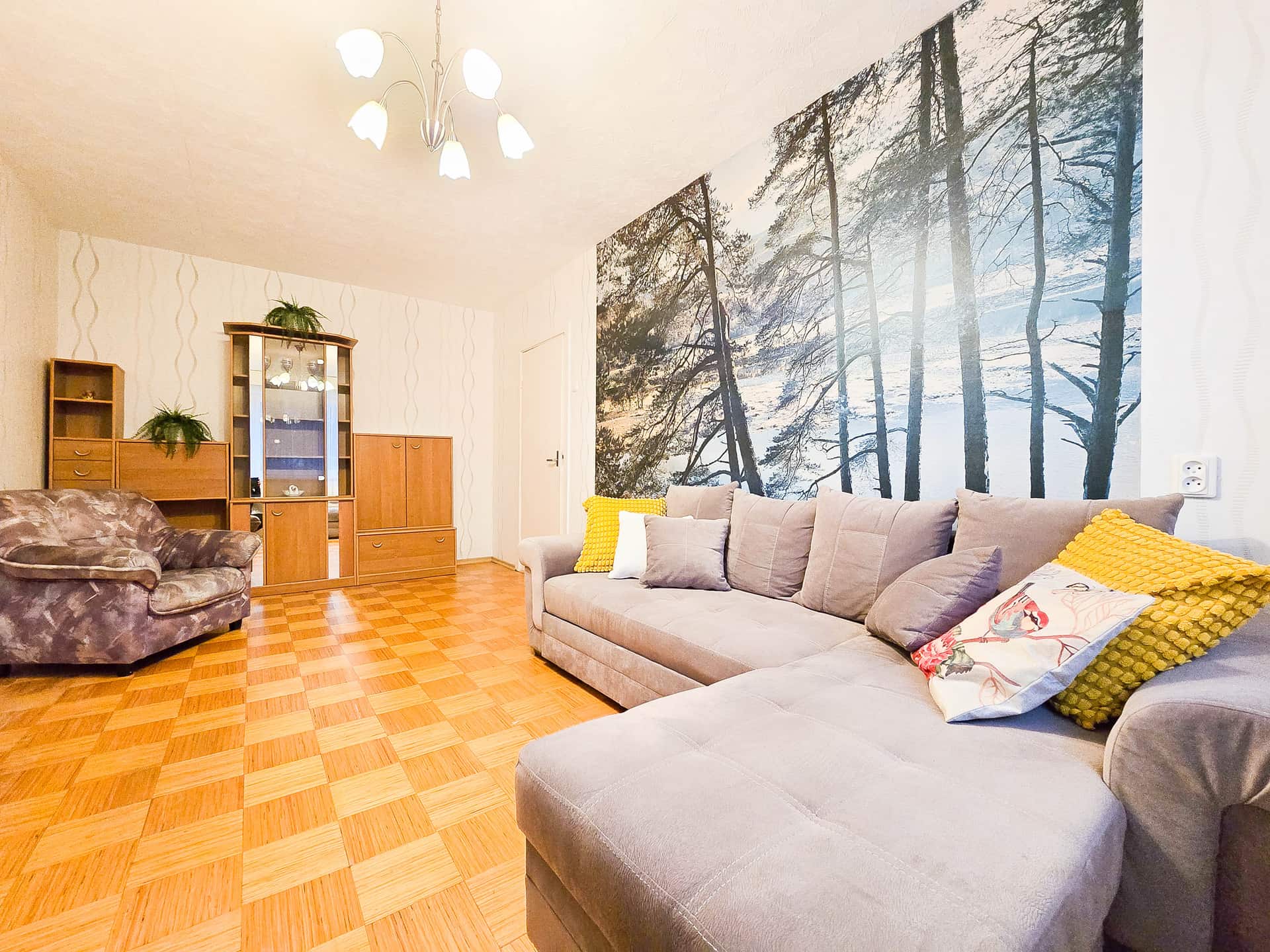 Vaikne korter vaatega sisehoovi heas piirkonnas! photo 2
