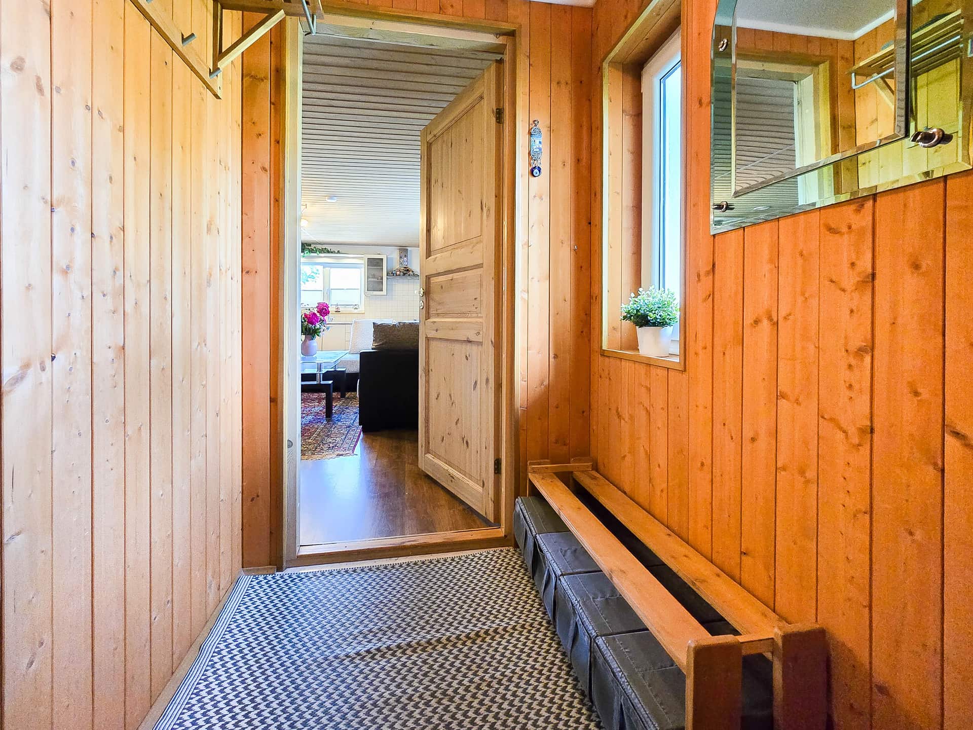 Kaks maja aastaringselt elamiseks suurel krundil! photo 45