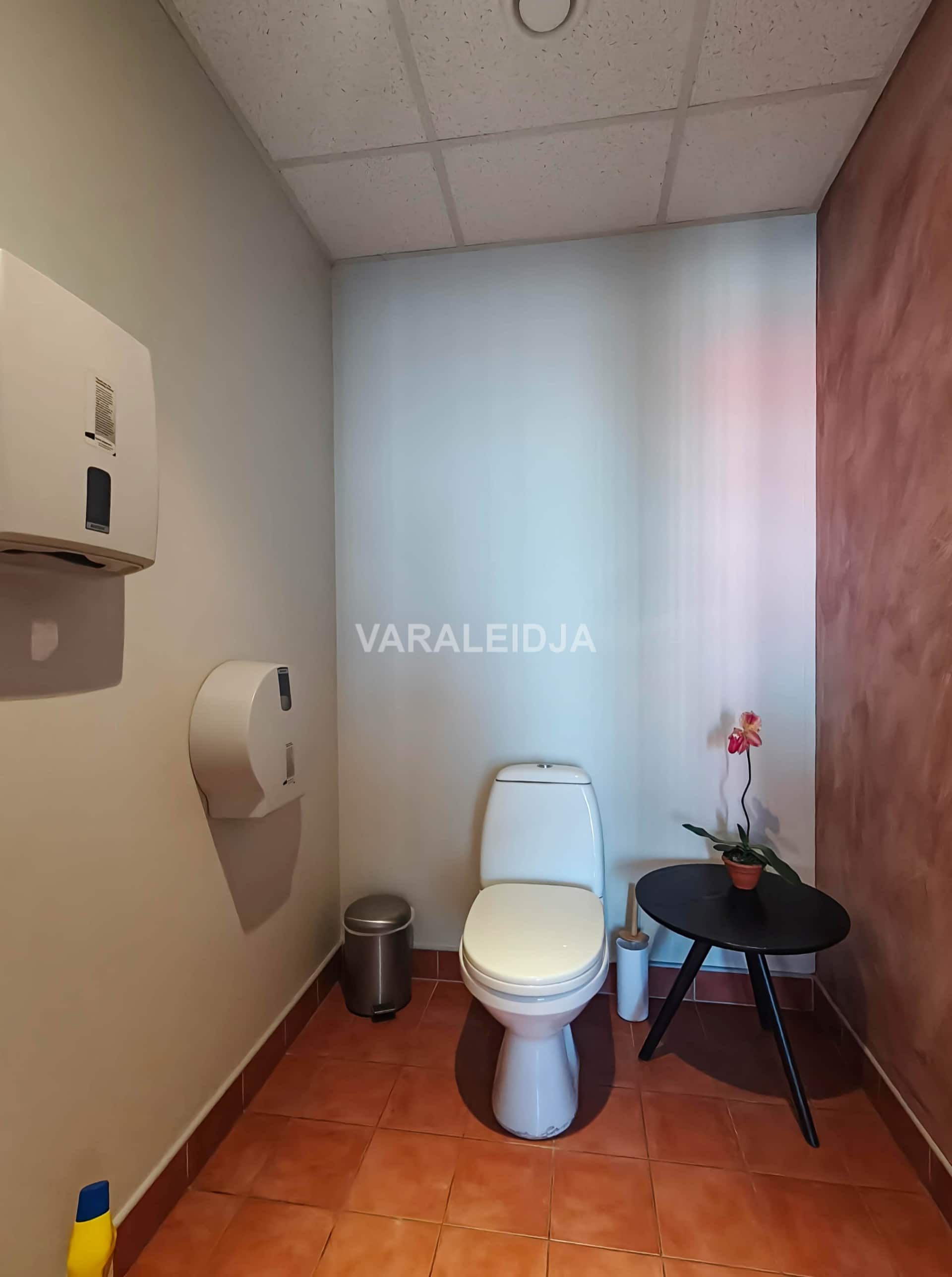 Lao-, tootmis- ja kontoripind 1306 m² Tõrvandis photo 7