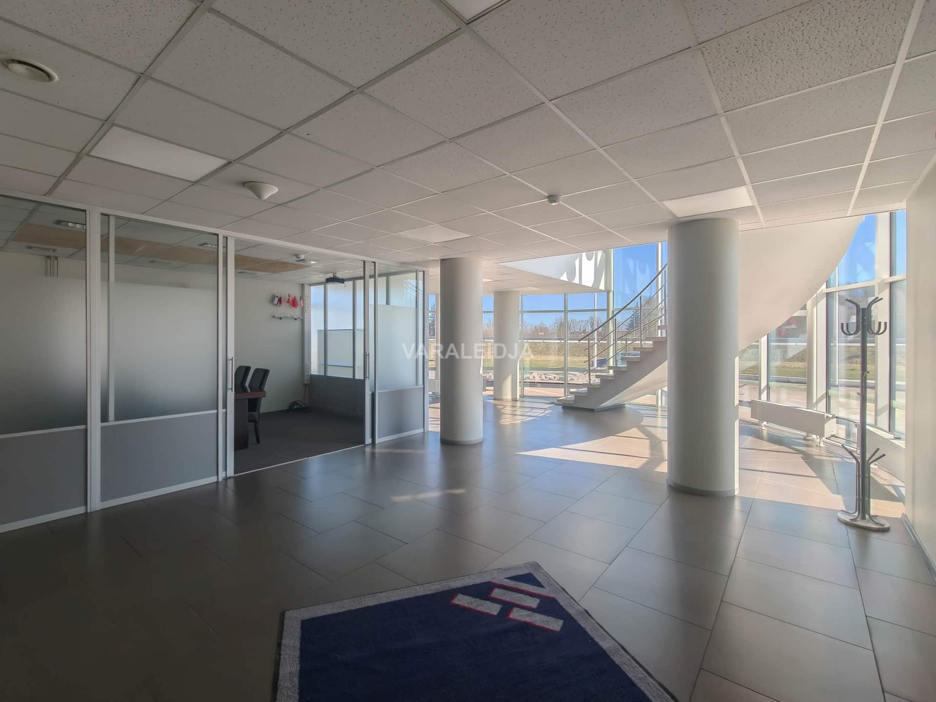 Lao-, tootmis- ja kontoripind 1306 m² Tõrvandis photo 8