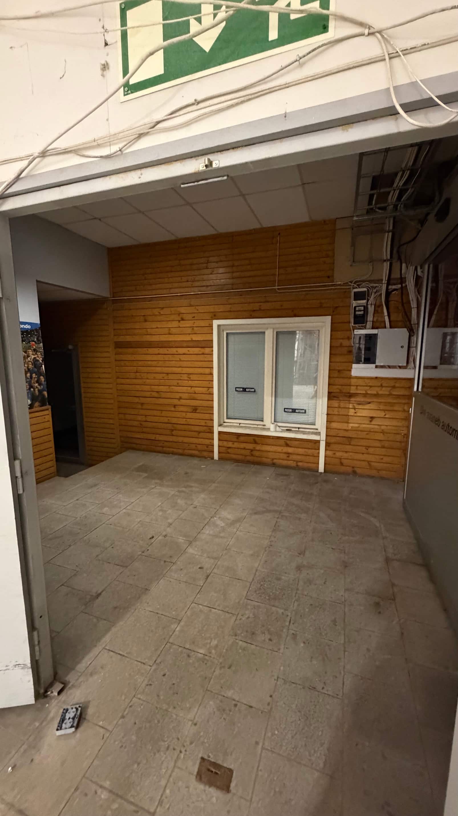 Anda üürile ladu eraldi sissepääsuga ja ilusate kontoritega photo 6