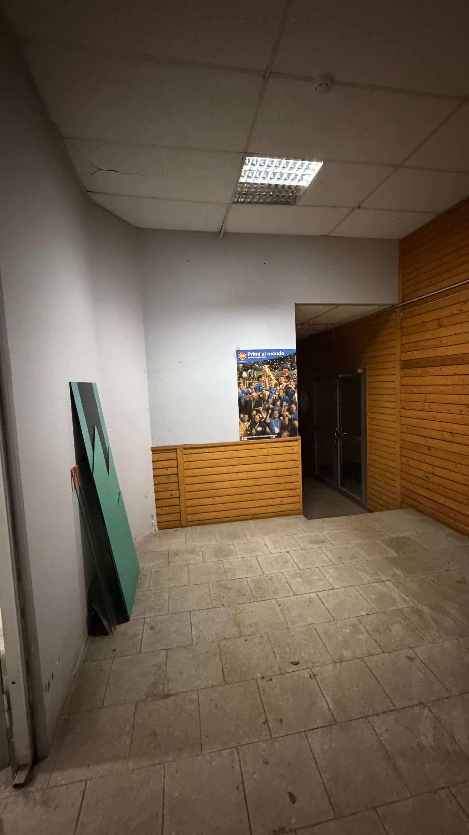 Anda üürile ladu eraldi sissepääsuga ja ilusate kontoritega photo 7