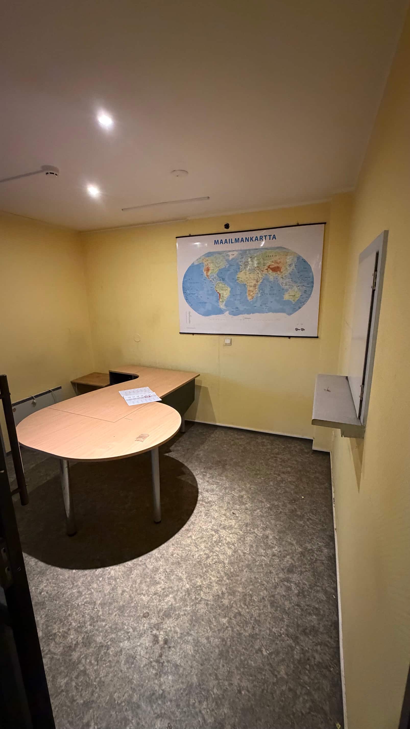 Anda üürile ladu eraldi sissepääsuga ja ilusate kontoritega photo 15